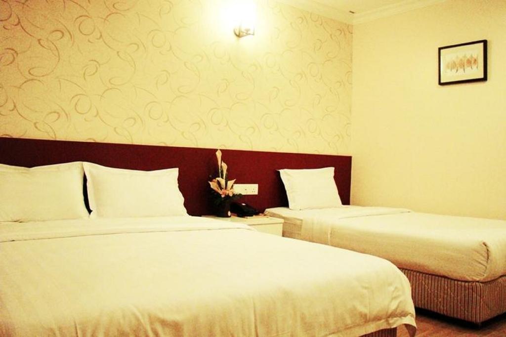 Putatan Adel Hotel חדר תמונה
