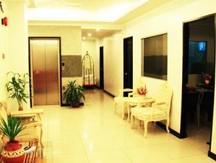 Putatan Adel Hotel מראה חיצוני תמונה